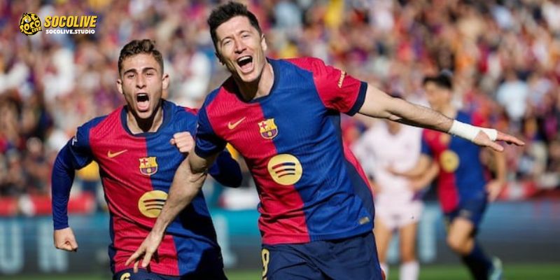 Hàng công Barcelona quyết tâm khoan phá mành lưới chủ nhà để giành trọn 3 điểm trong trận Derby